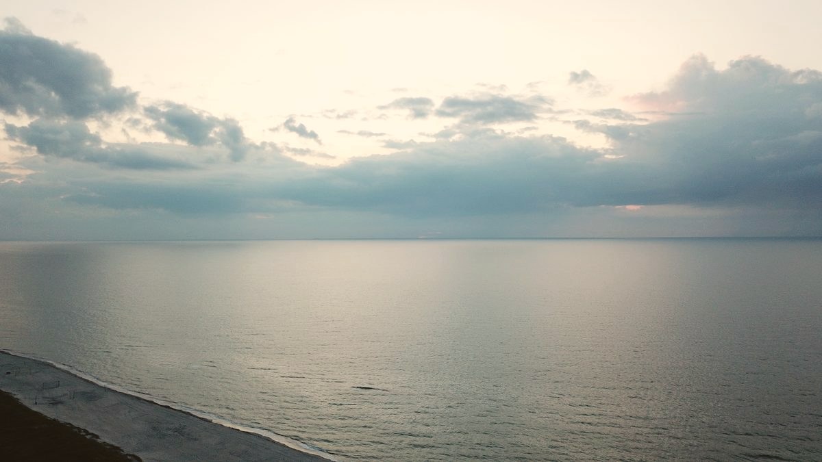 Strandhochzeit aus der Luft